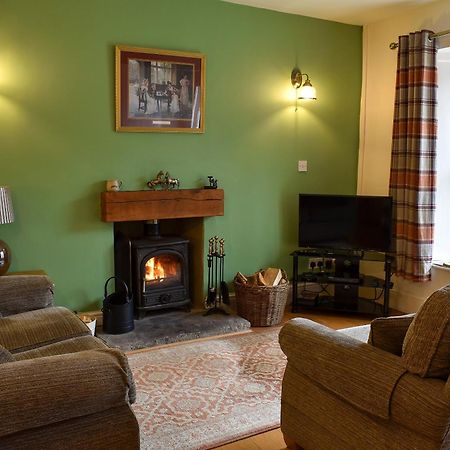 Coach House Cottage Buckden  エクステリア 写真
