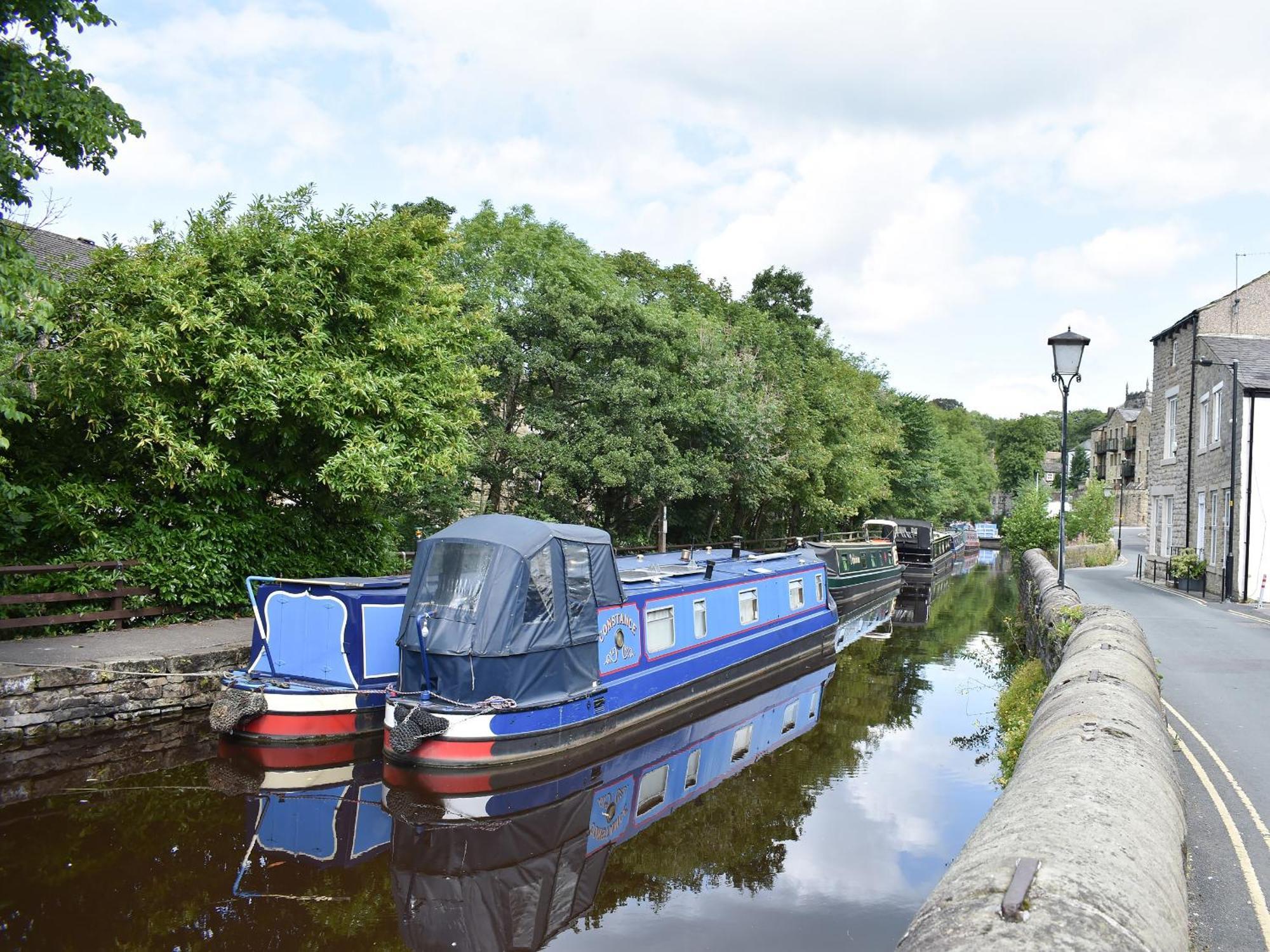 Coach House Cottage Buckden  エクステリア 写真